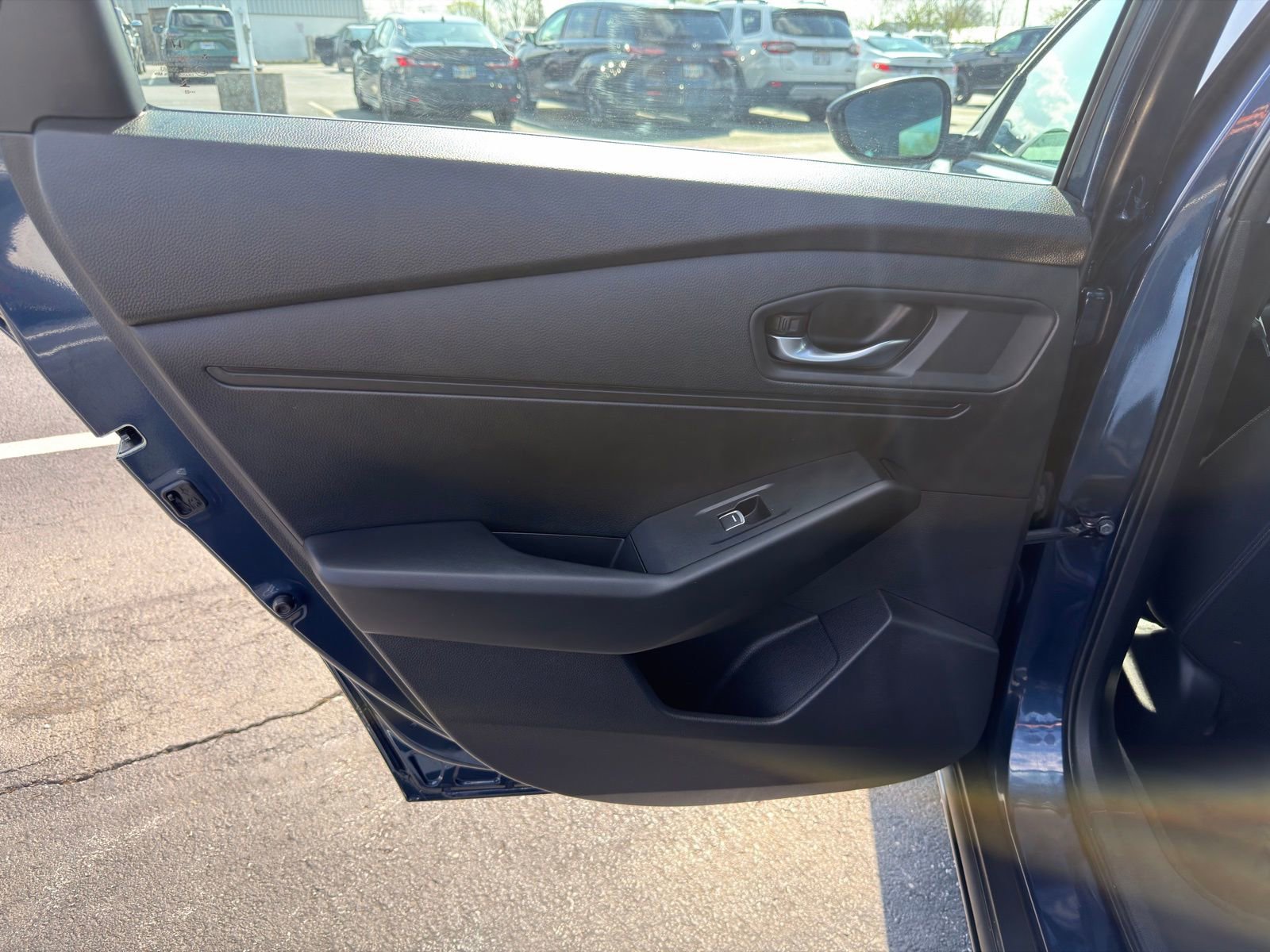 Used 2023 Honda Accord EX image 28