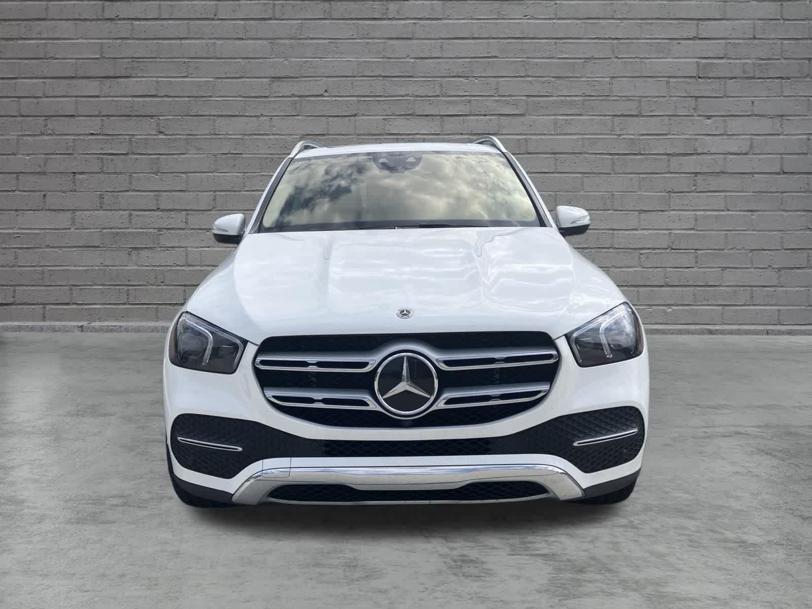 Used 2021 Mercedes-Benz GLE 450 4MATIC image 2