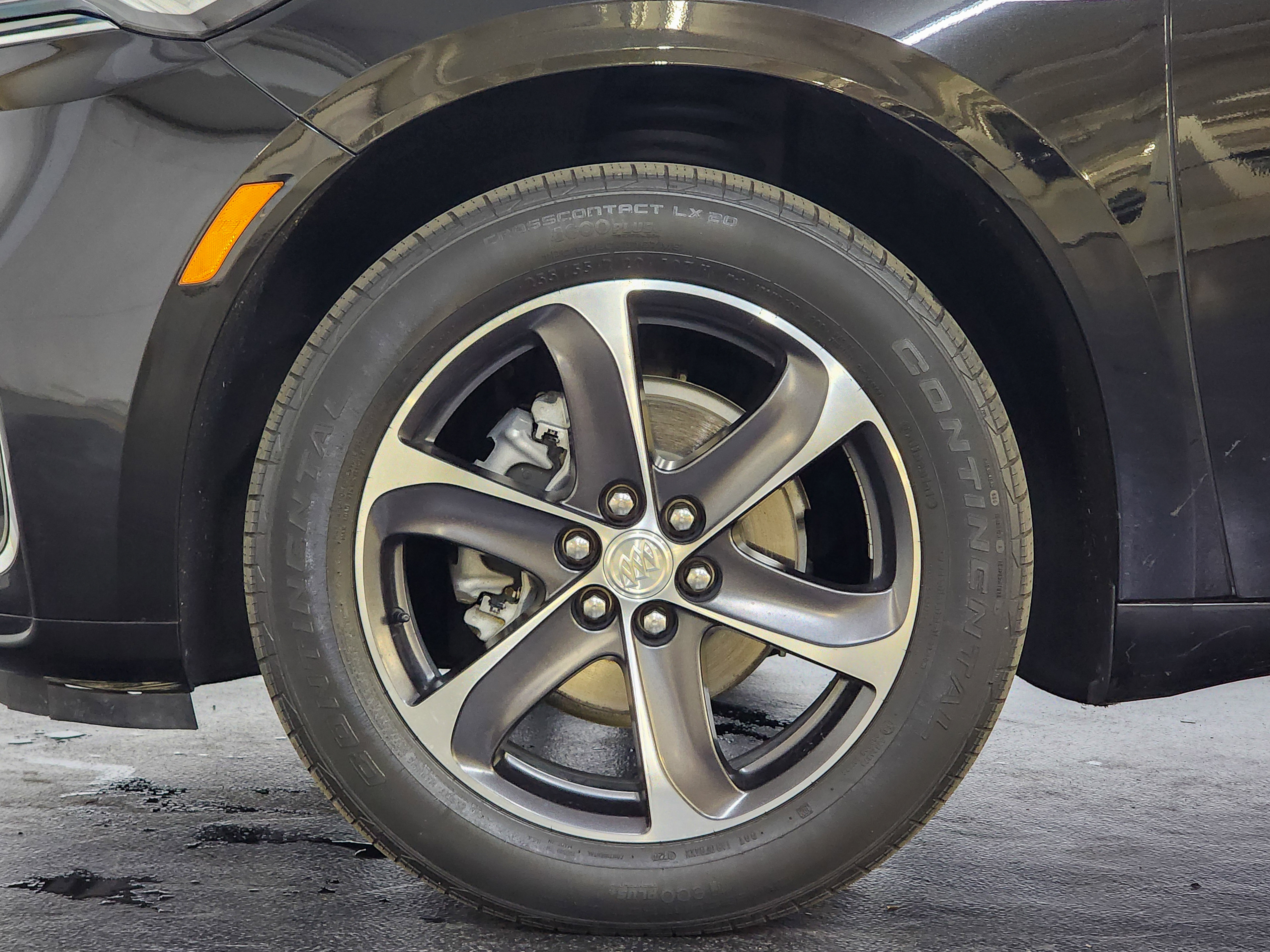 Used 2022 Buick Enclave Essence w/ Experience Buick Package image 57