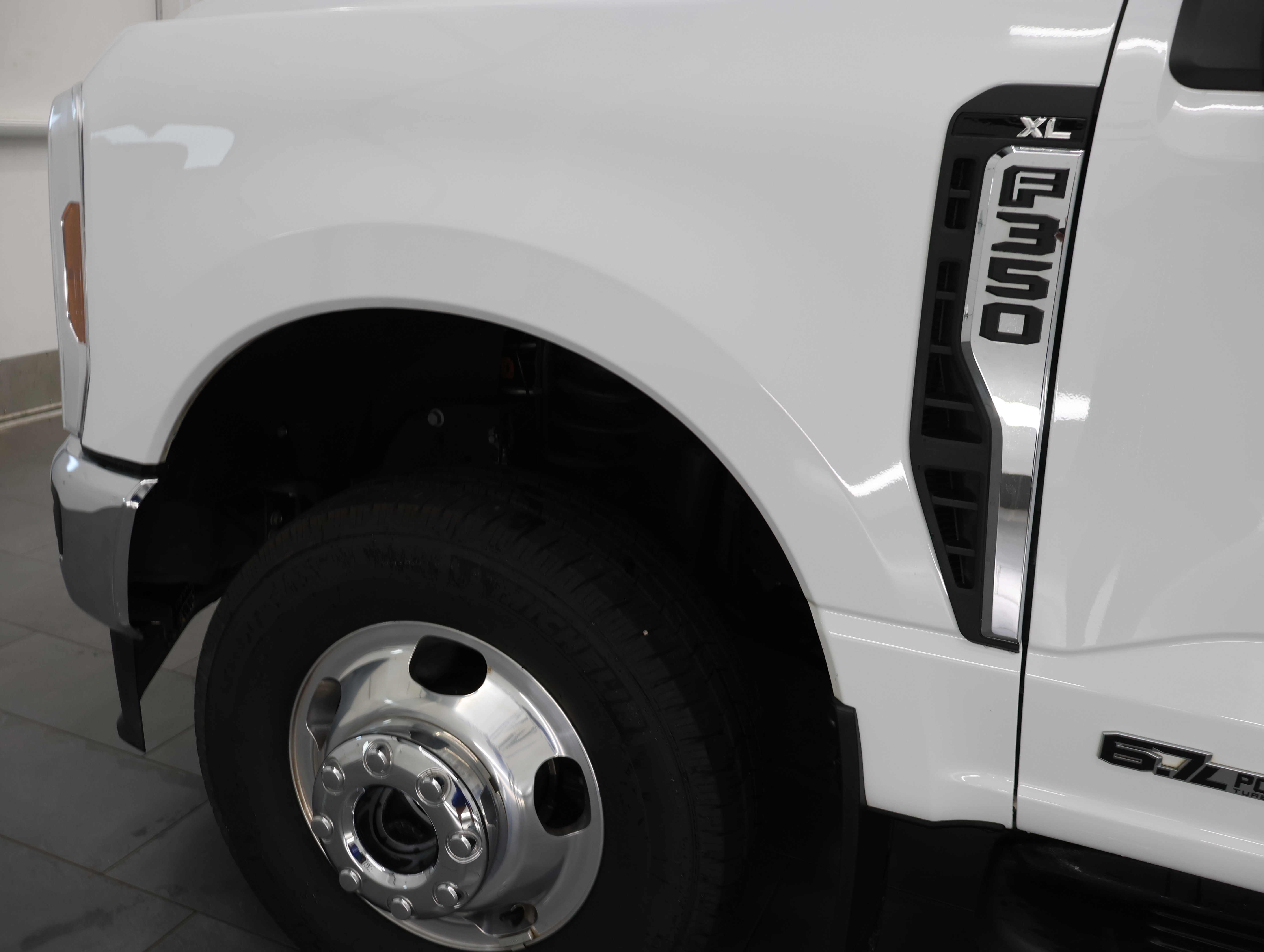 Used 2025 Ford F350 XL w/ XL Driver Assist Package AWD/4WD image 31