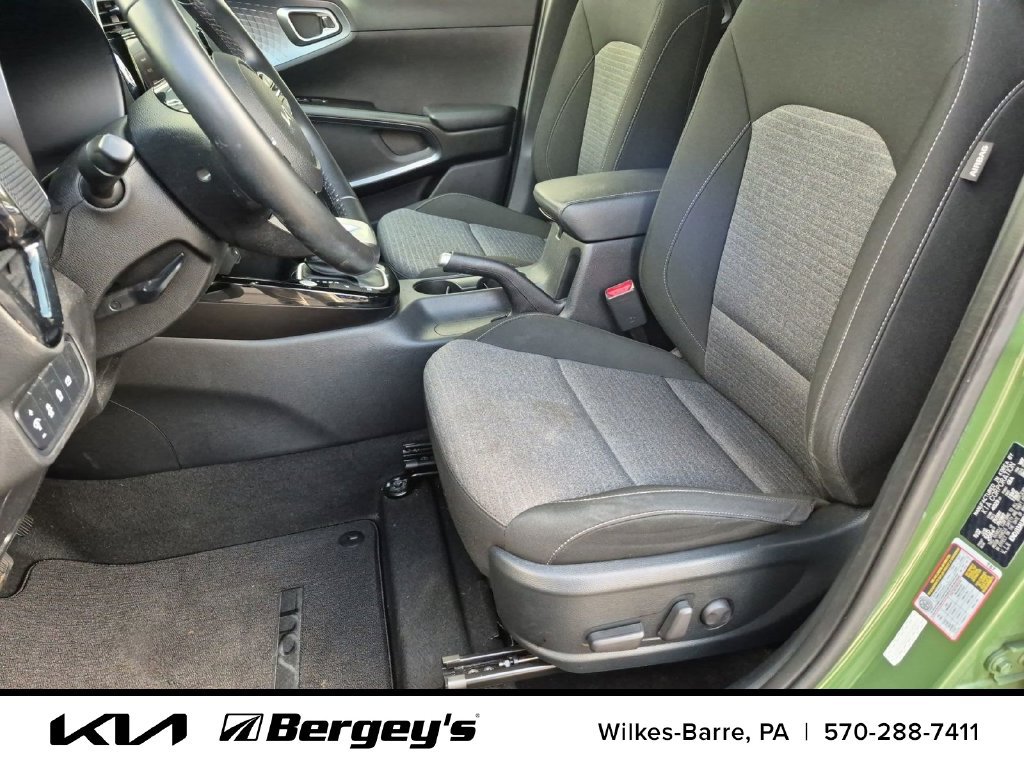 Certified 2023 Kia Soul EX FWD image 21