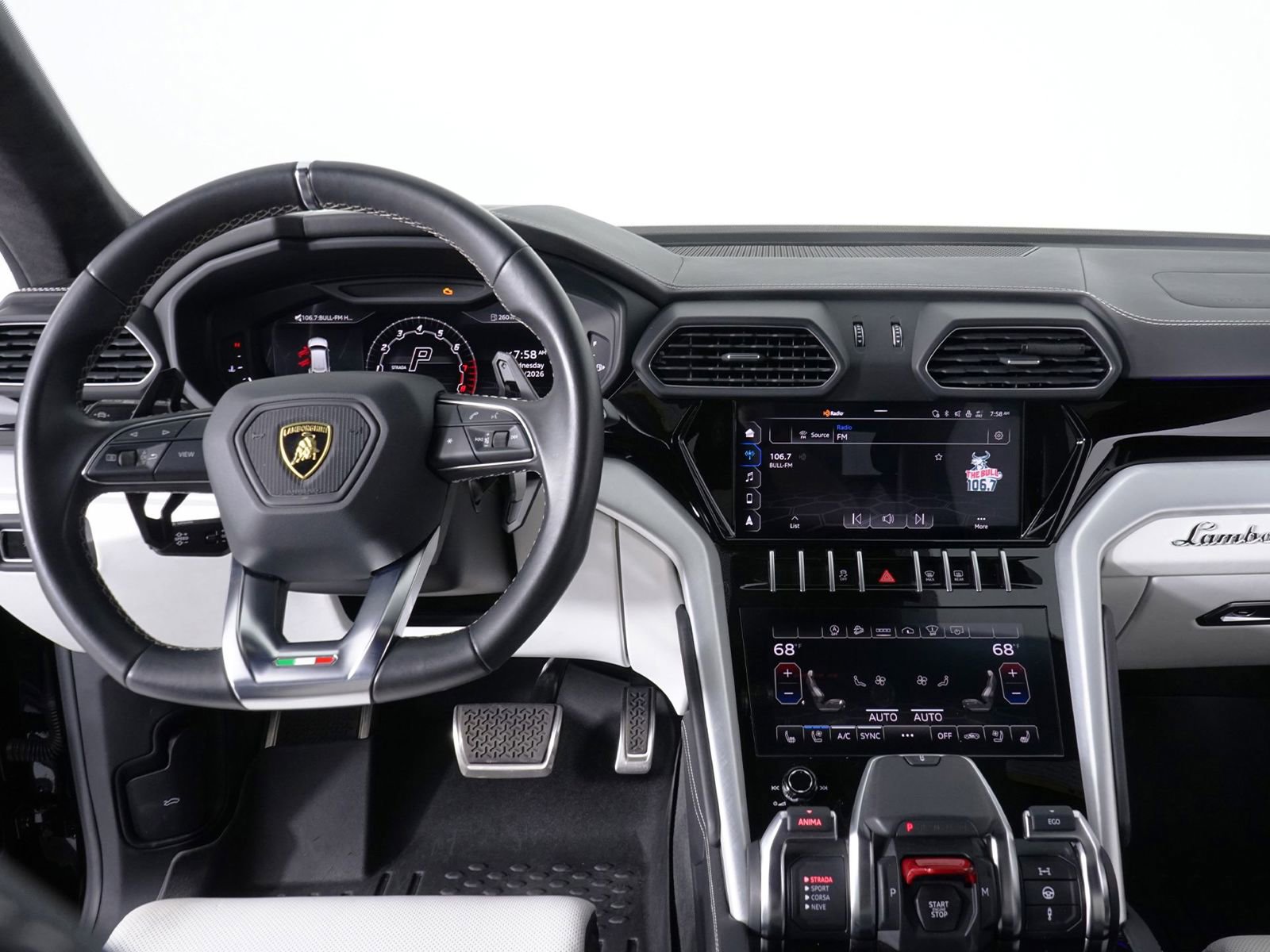 Used 2022 Lamborghini Urus image 5