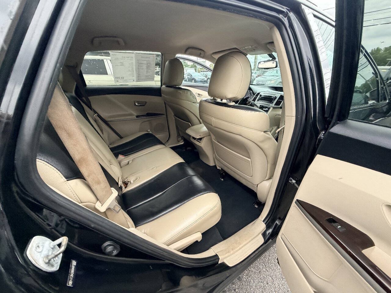 Used 2010 Toyota Venza AWD w/ Convenience Pkg image 49