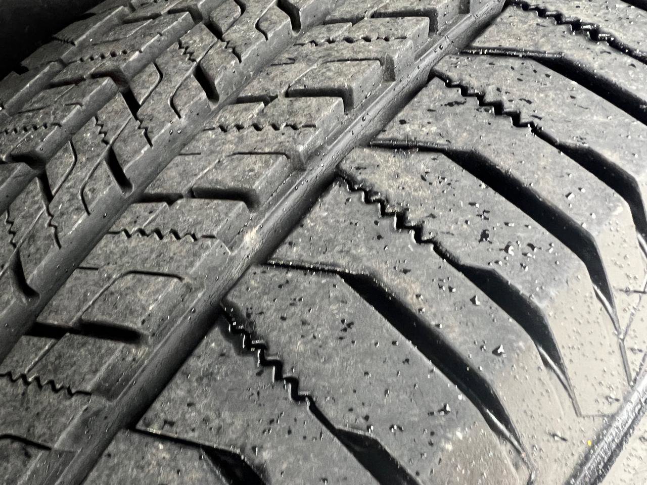 Used 2013 Chevrolet Traverse LS image 14