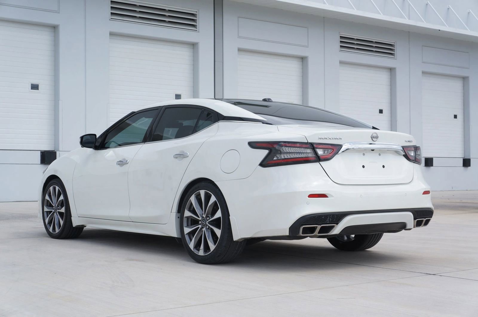 Used 2023 Nissan Maxima Platinum w/ Sport Mat Group FWD image 7