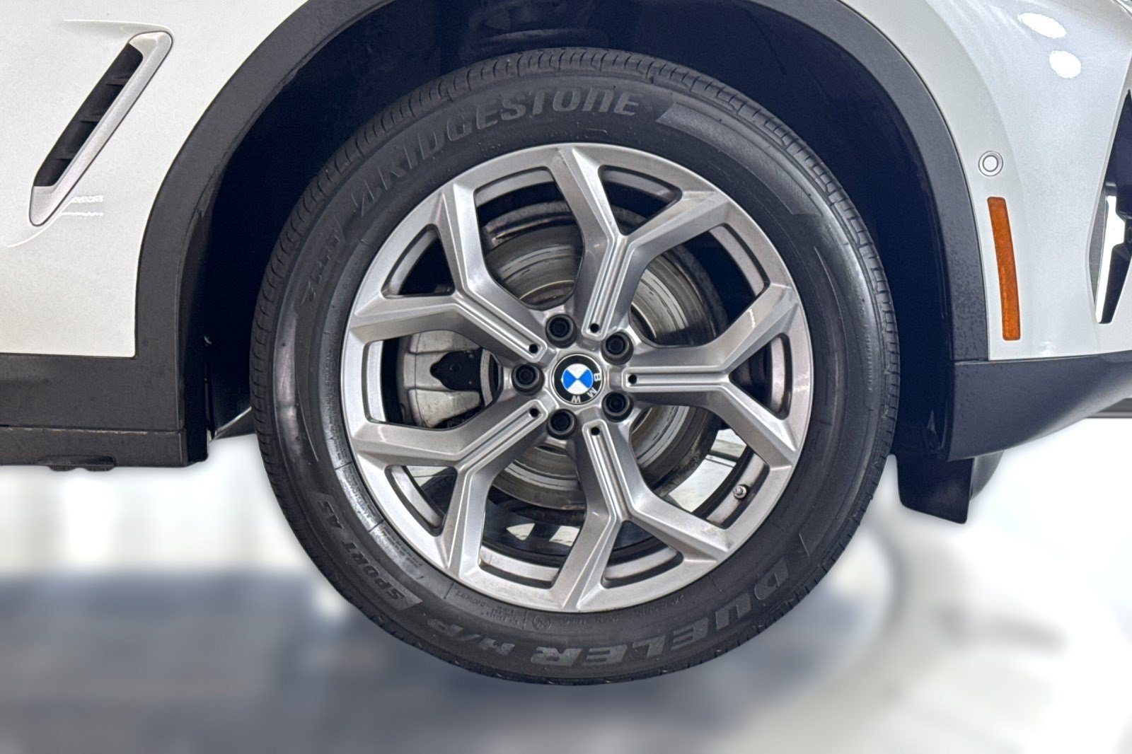 Used 2024 BMW X3 xDrive30i w/ Premium Package AWD/4WD image 13
