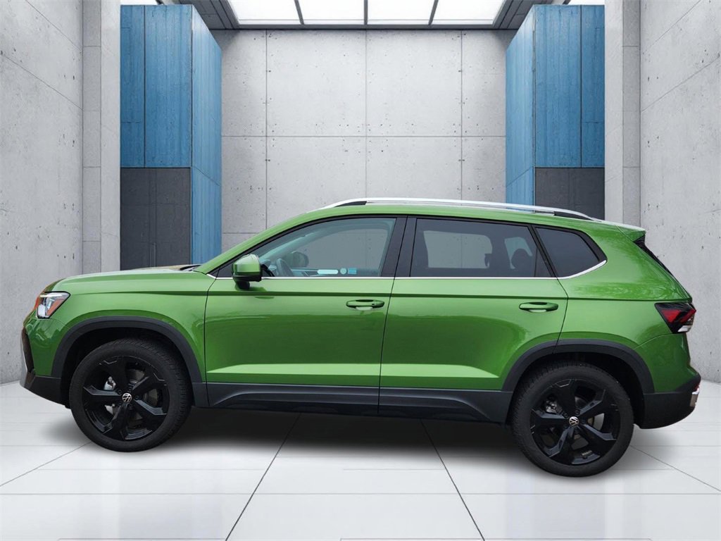 Used 2025 Volkswagen Taos SEL image 27