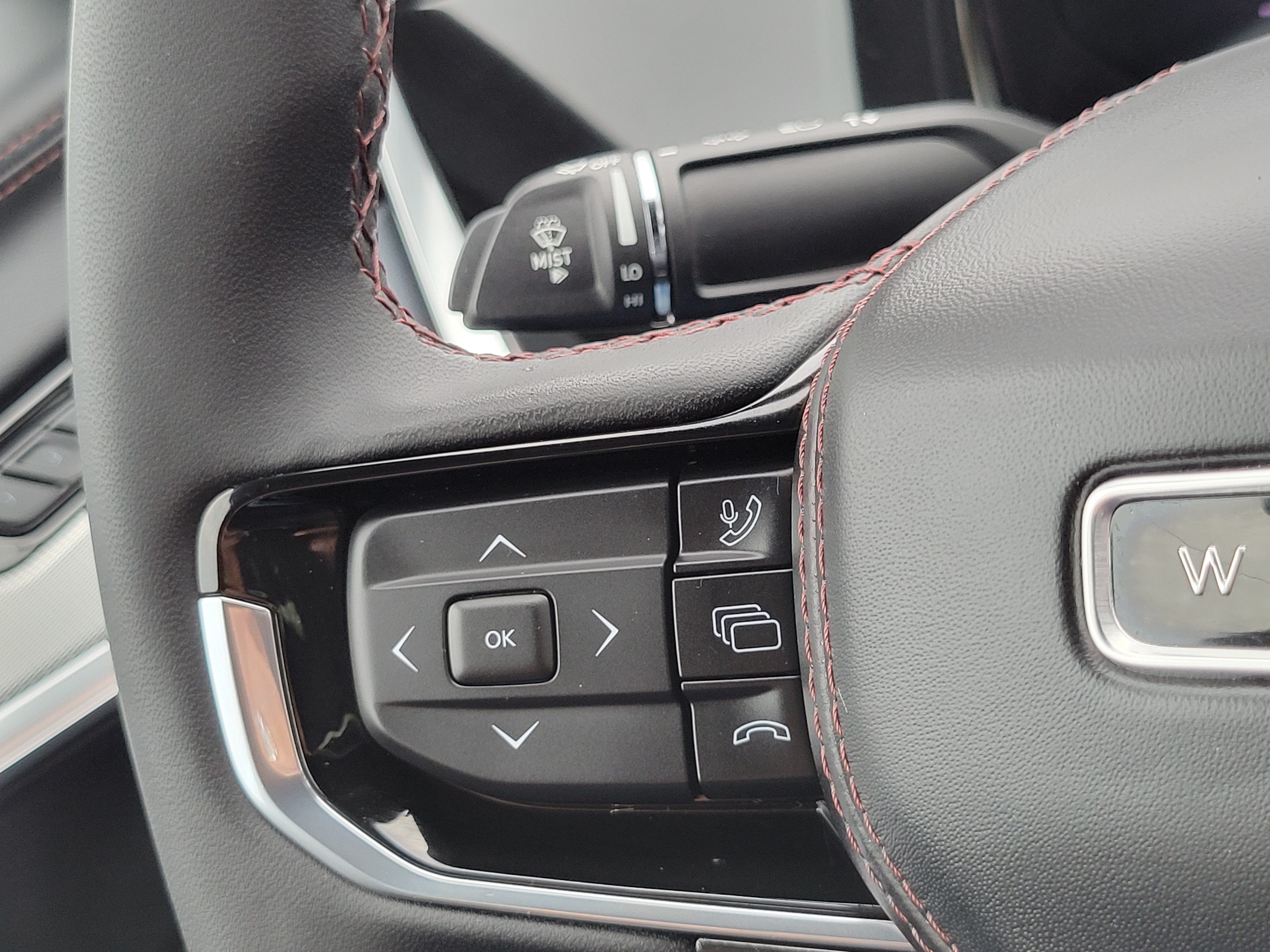 Used 2024 Jeep Wagoneer Launch Edition AWD/4WD image 13