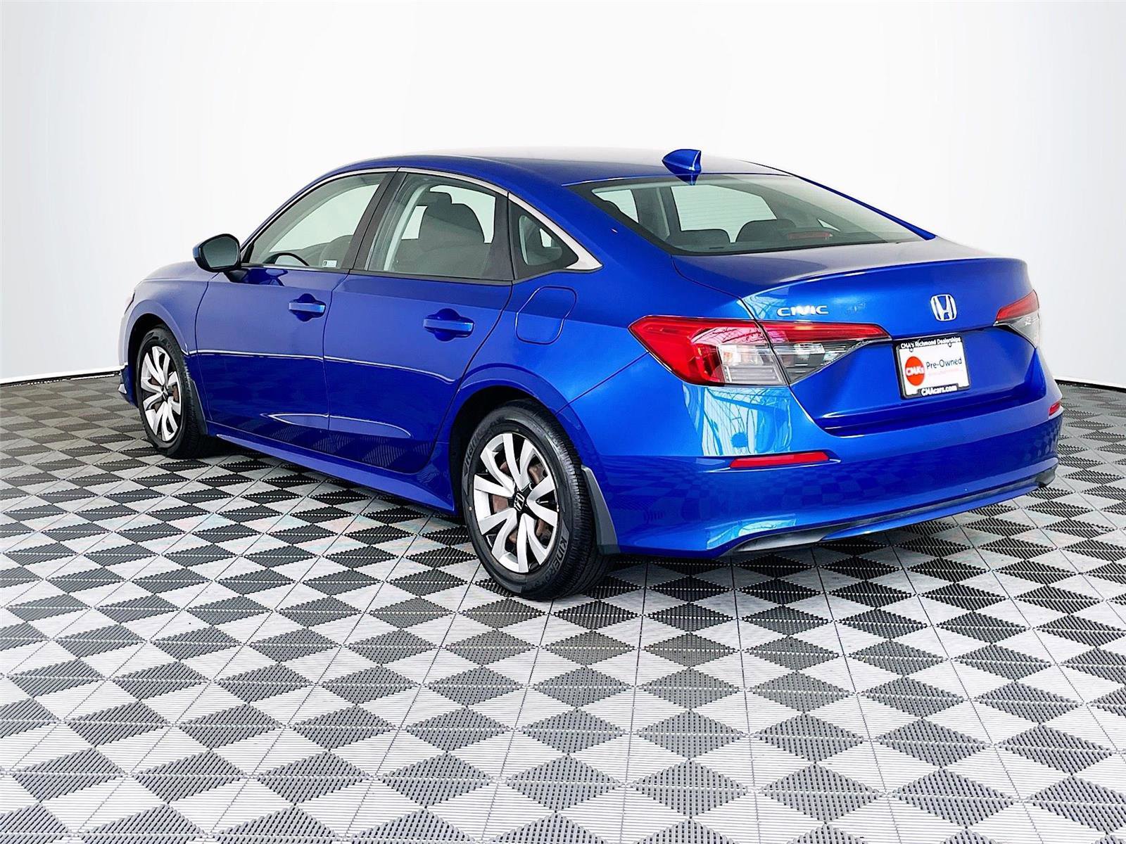 Used 2022 Honda Civic LX image 7