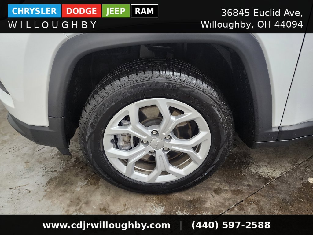 Used 2024 Jeep Compass Latitude AWD/4WD image 36