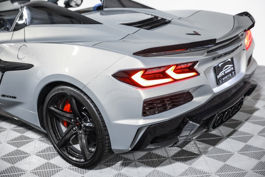 Used 2023 Chevrolet Corvette Z06 w/ Stealth Interior Trim Package image 19