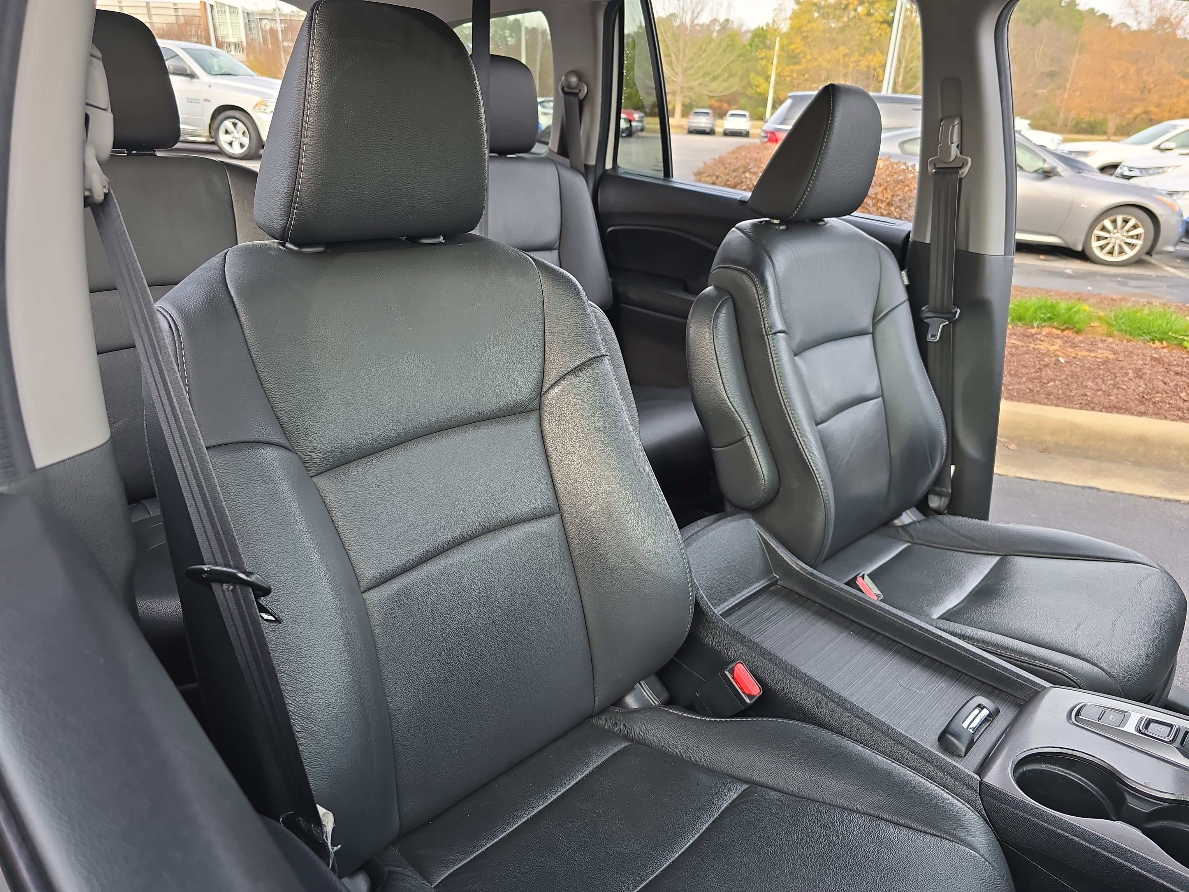 Used 2021 Honda Pilot Special Edition image 10