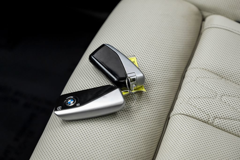 Used 2024 BMW ALPINA XB7 AWD/4WD image 58