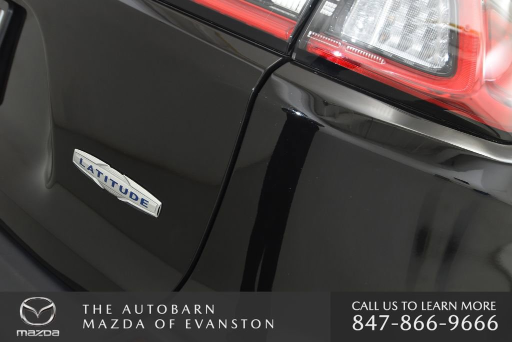 Used 2019 Jeep Cherokee Latitude Plus w/ Cold Weather Group image 33