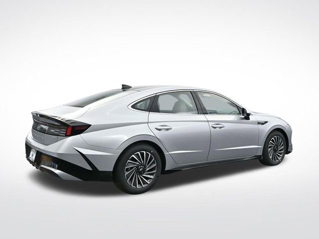 Used 2024 Hyundai Sonata Limited FWD image 7