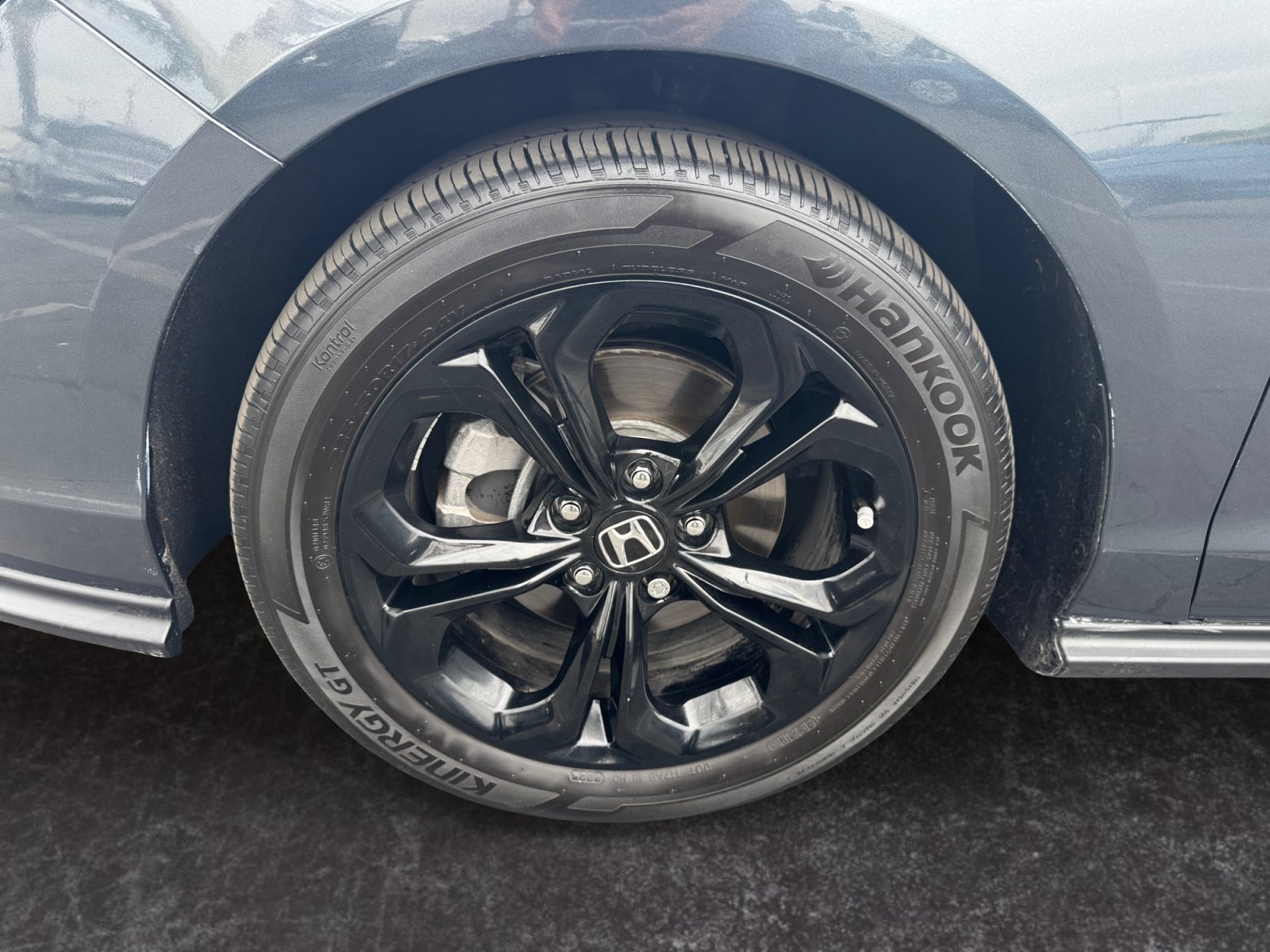 Used 2025 Honda Accord SE image 14