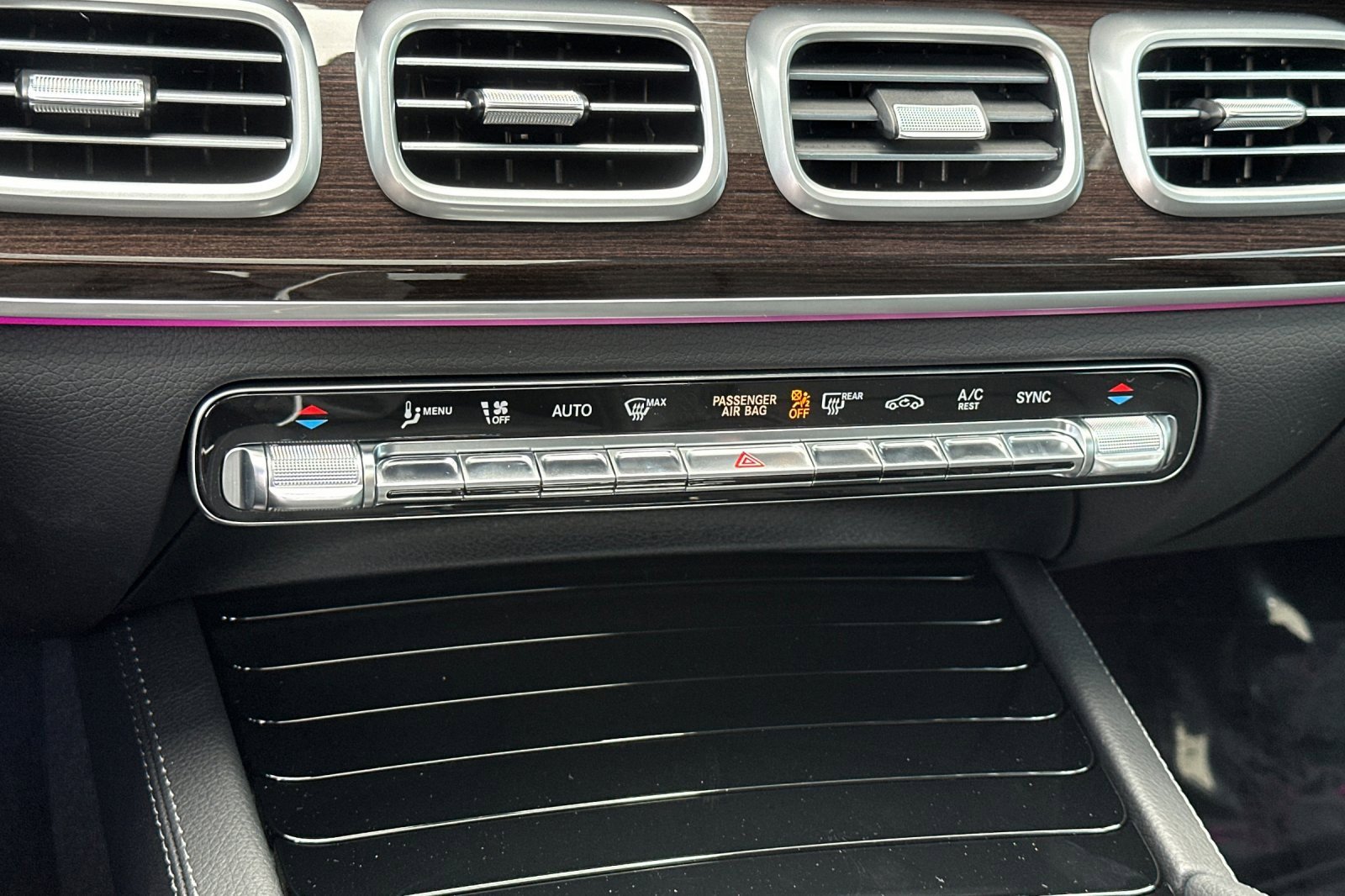 Used 2025 Mercedes-Benz GLE 350 4MATIC image 18