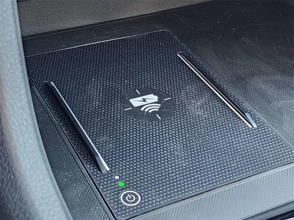 Used 2024 Honda Pilot Elite image 8