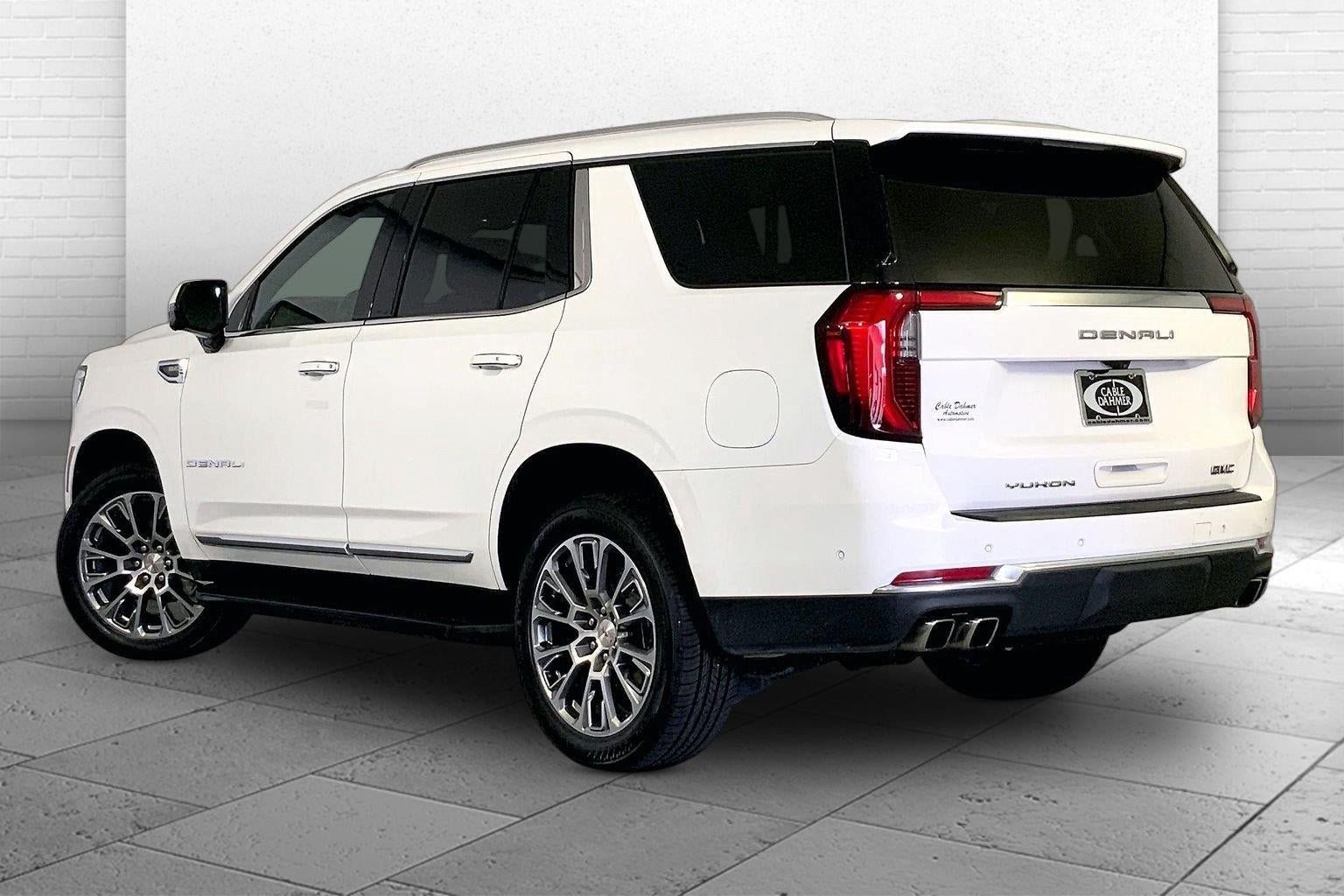 Used 2025 GMC Yukon Denali AWD/4WD image 11