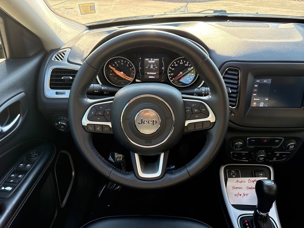 Used 2019 Jeep Compass Latitude image 18