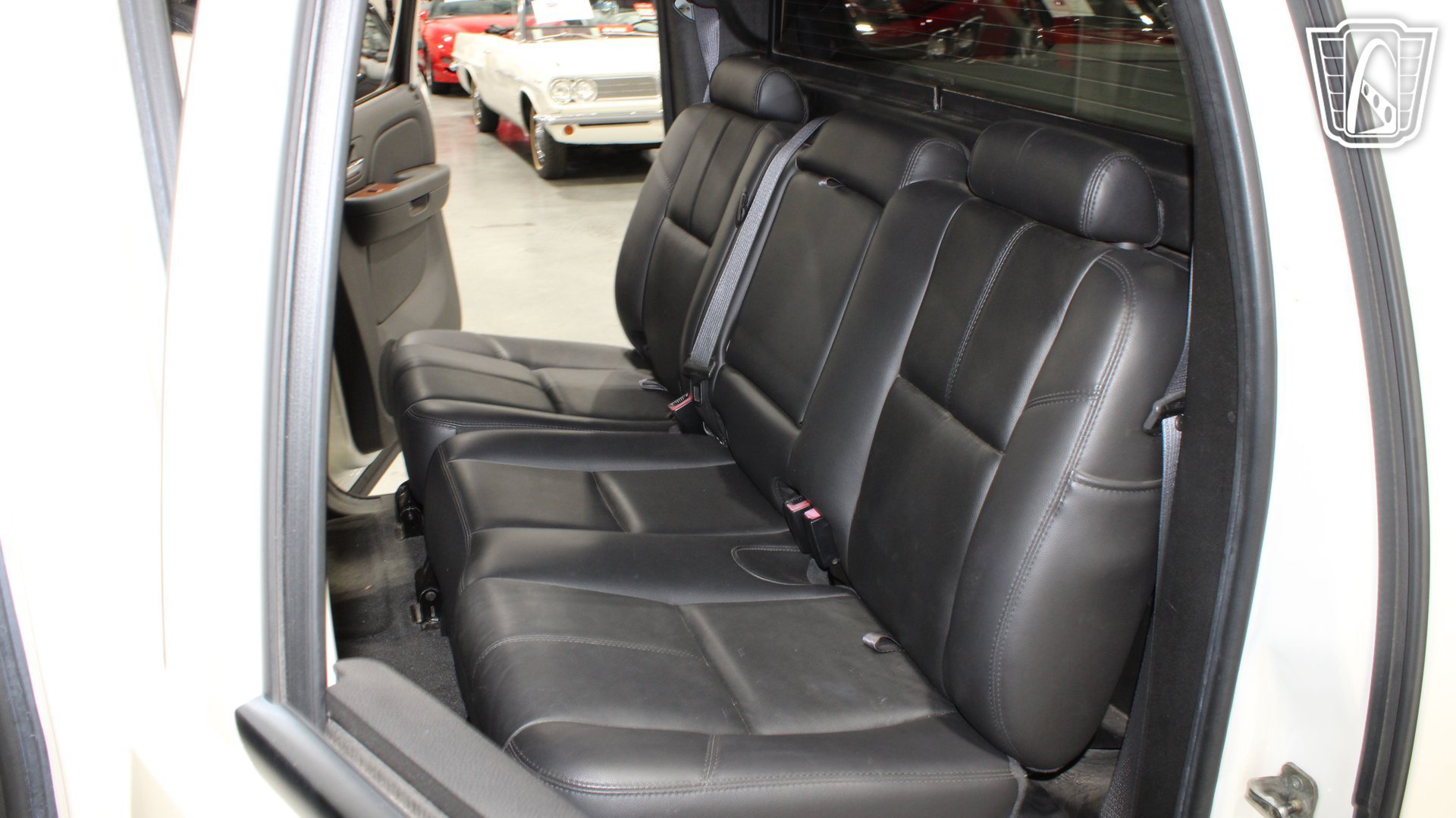 Used 2008 Chevrolet Avalanche LTZ w/ LTZ Preferred Equipment Group AWD/4WD image 8