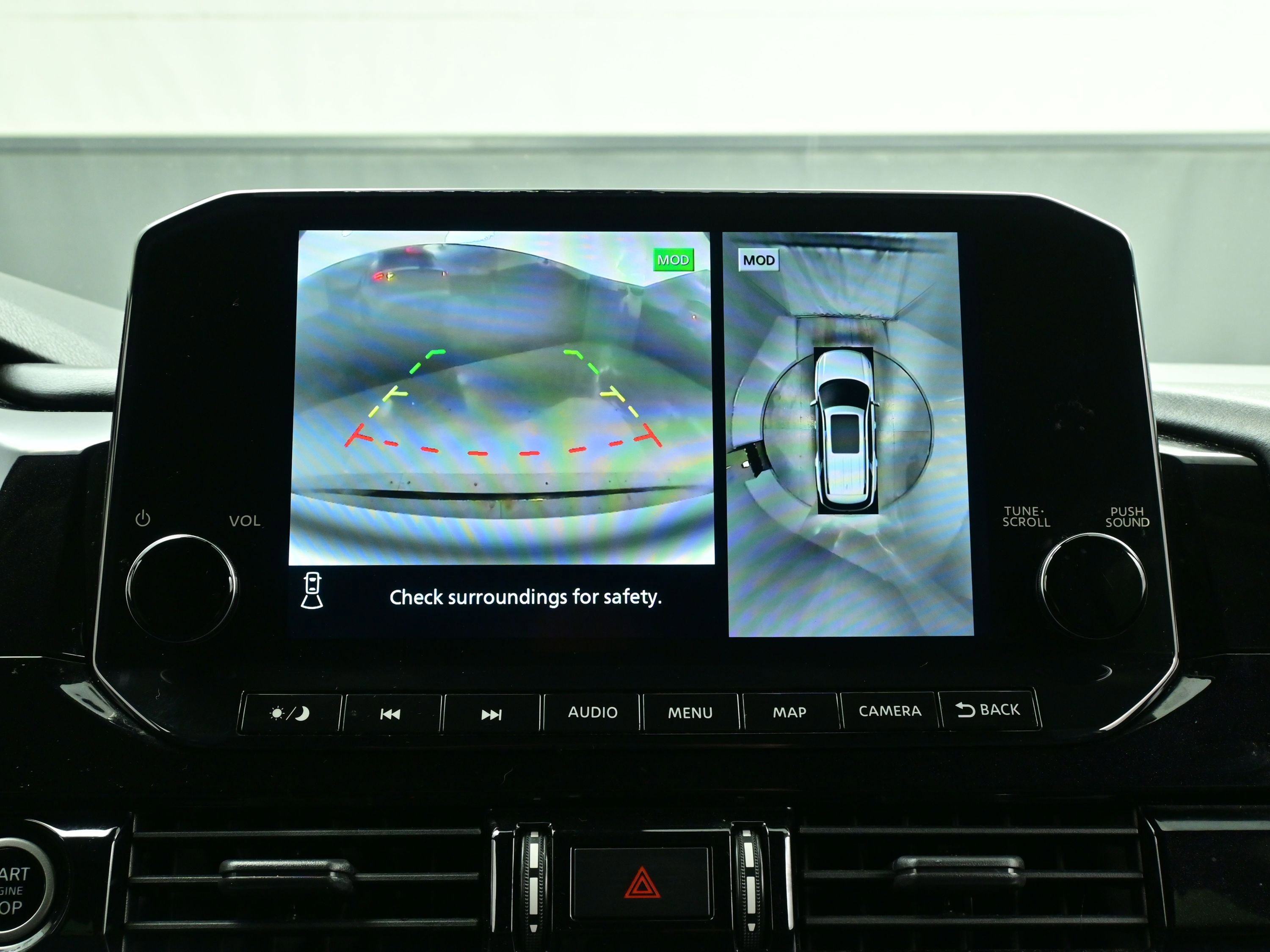 Used 2022 Nissan Pathfinder Platinum w/ Cargo Package image 21