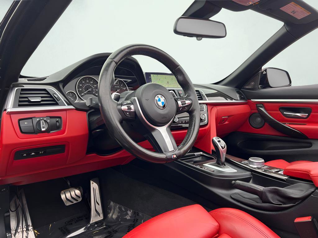 Used 2018 BMW 430i Convertible image 2