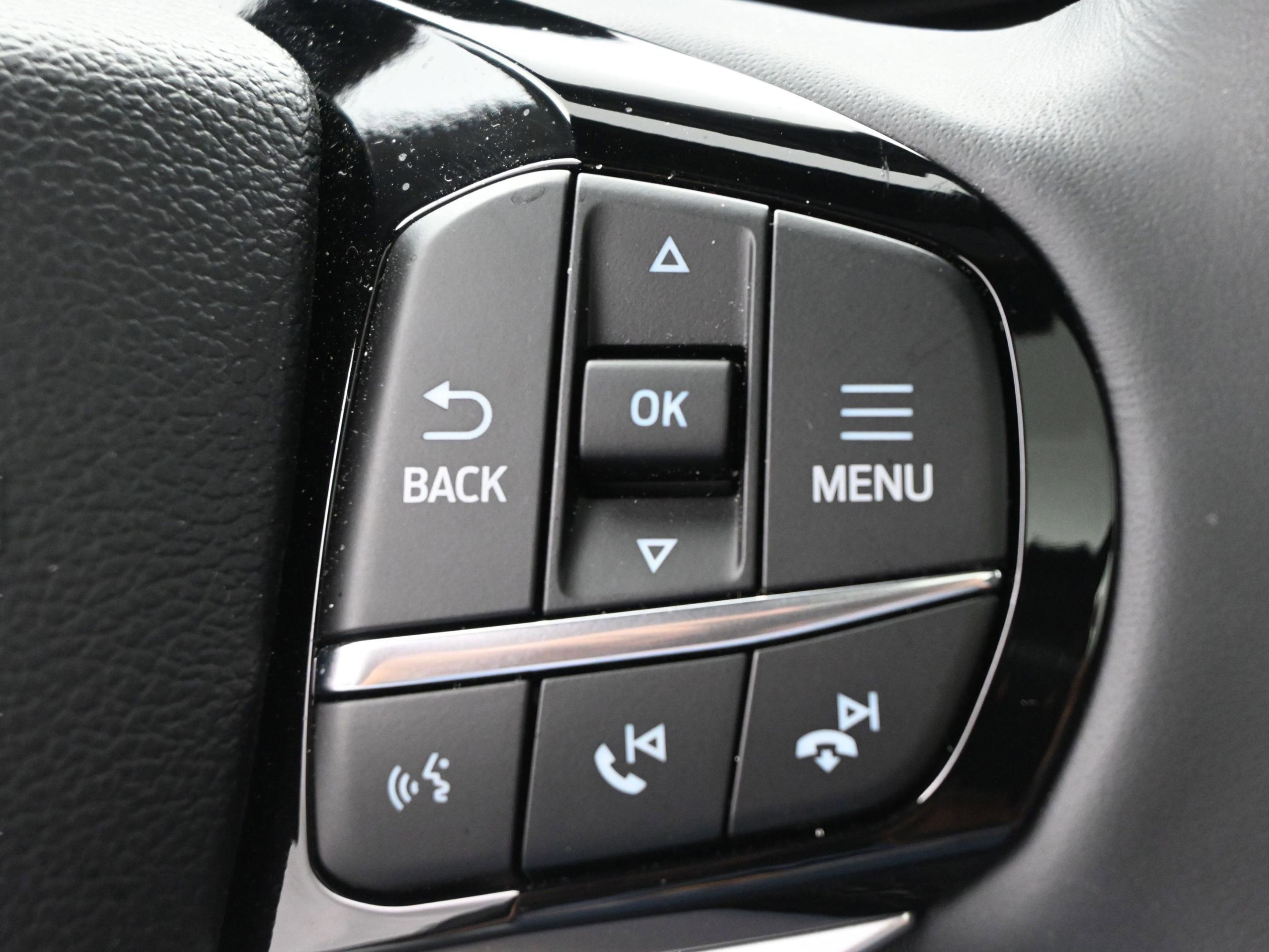 Used 2025 Ford Explorer Platinum w/ Ultimate Package image 21