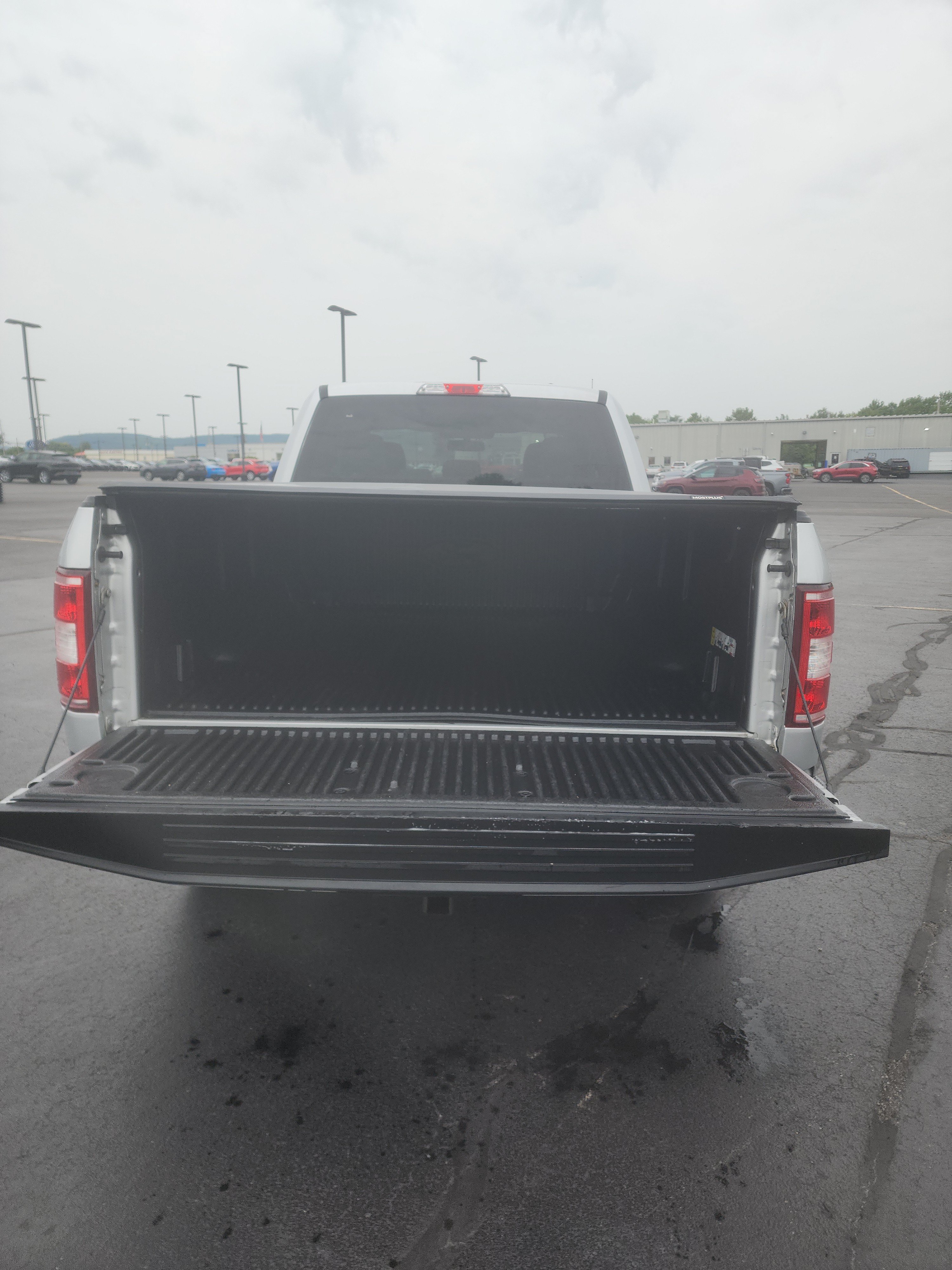 Used 2018 Ford F150 XLT w/ Equipment Group 301A Mid AWD/4WD image 5