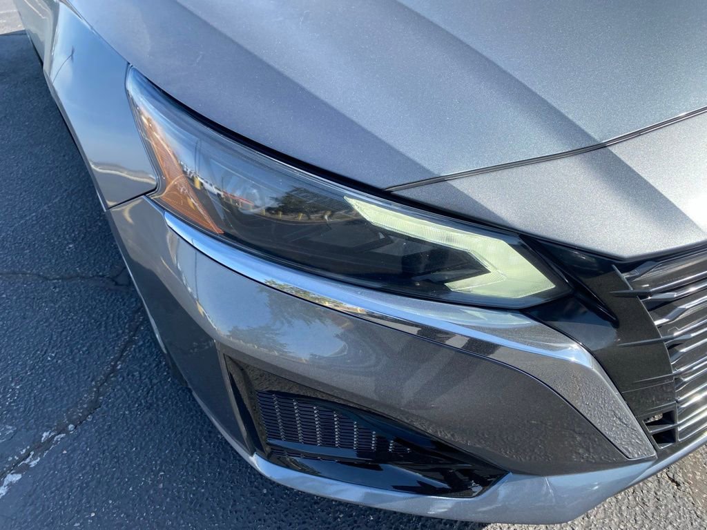 Used 2023 Nissan Altima 2.5 S image 3