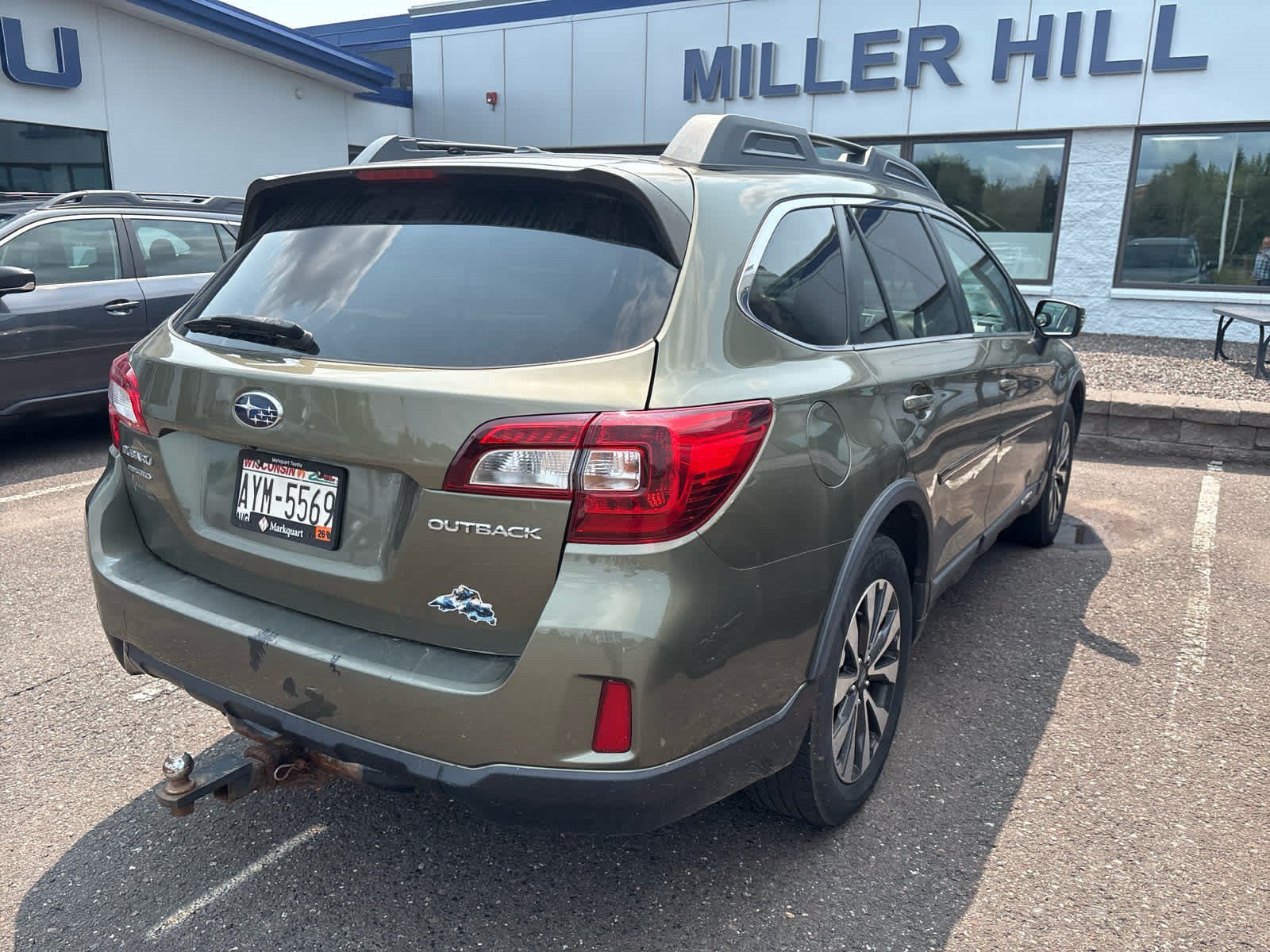 Used 2015 Subaru Outback 2.5i Limited AWD/4WD image 5