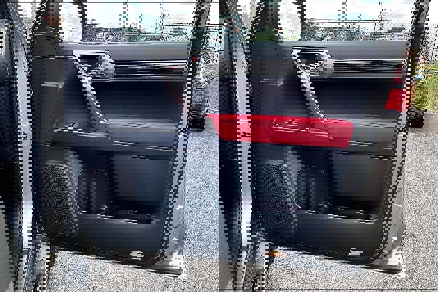 Used 2022 Lexus GX 460 Premium w/ Premium Plus Package image 23