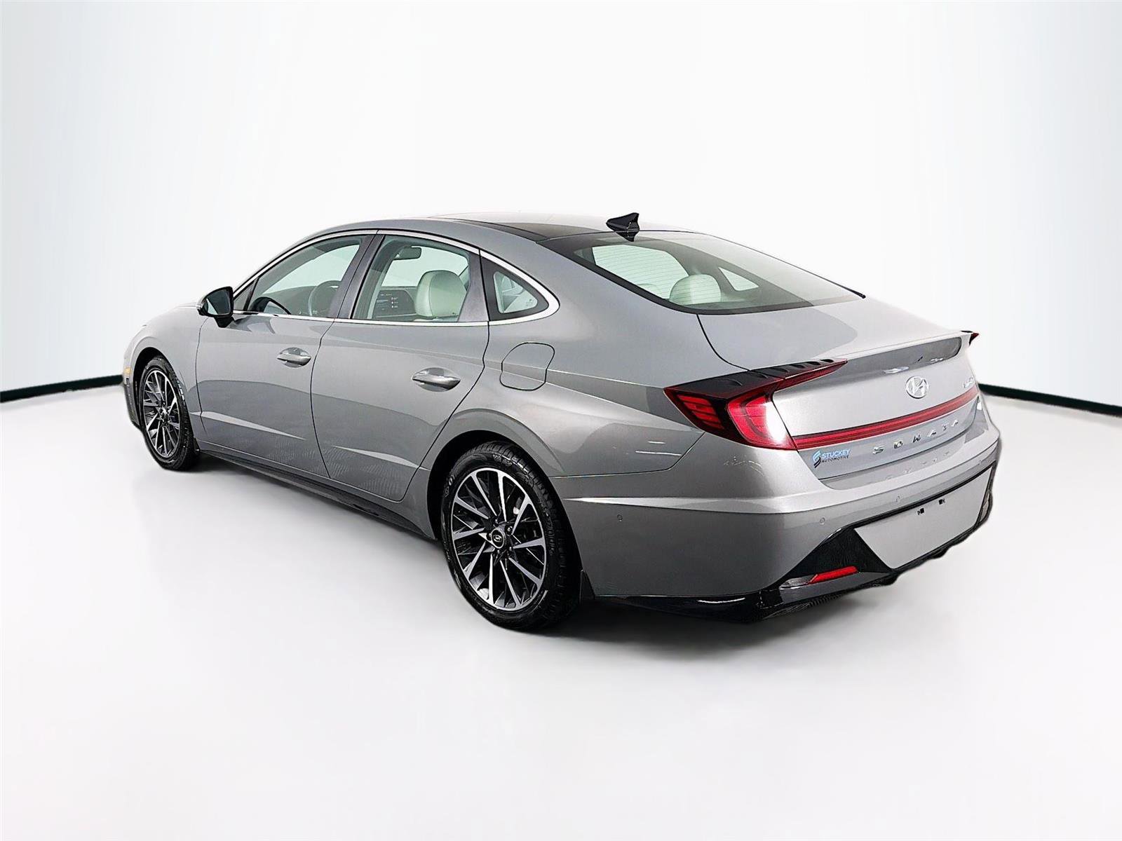 Used 2023 Hyundai Sonata Limited image 5