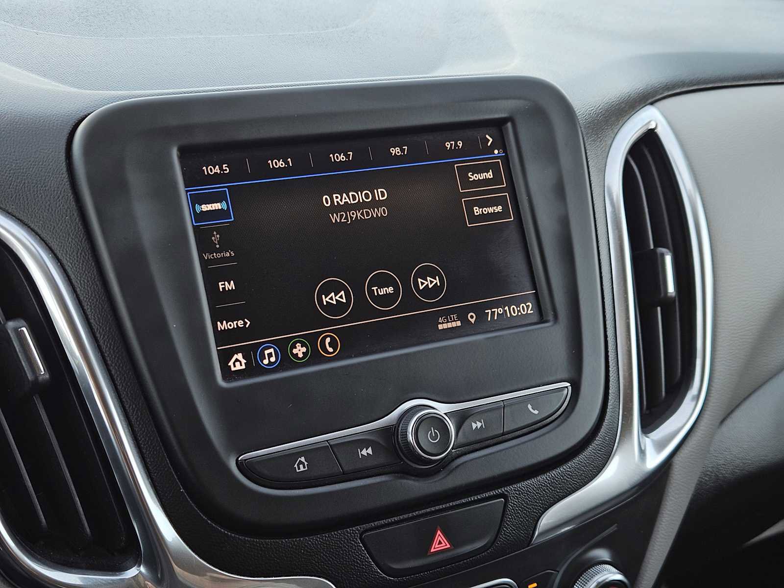 Used 2021 Chevrolet Equinox LT image 16