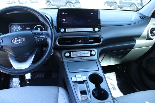 Used 2022 Hyundai Kona Limited w/ Cargo Package FWD image 14