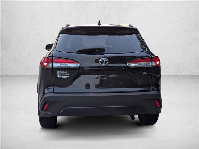 Used 2024 Toyota Corolla Cross LE w/ Moonroof Package FWD image 6