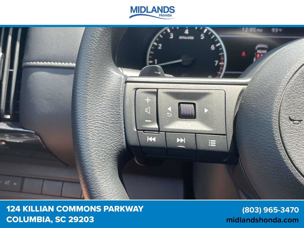 Used 2024 Nissan Pathfinder S AWD/4WD image 20