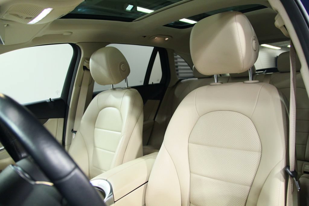 Certified 2021 Mercedes-Benz GLC 300 4MATIC image 7