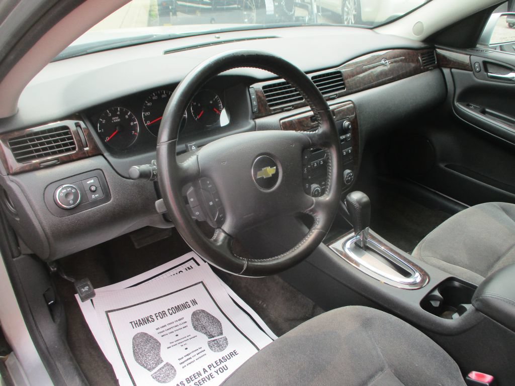Used 2014 Chevrolet Impala LT w/ LT Sunroof Package FWD image 14