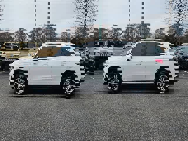 Used 2025 Mercedes-Benz GLC 300 GLC 300 image 5