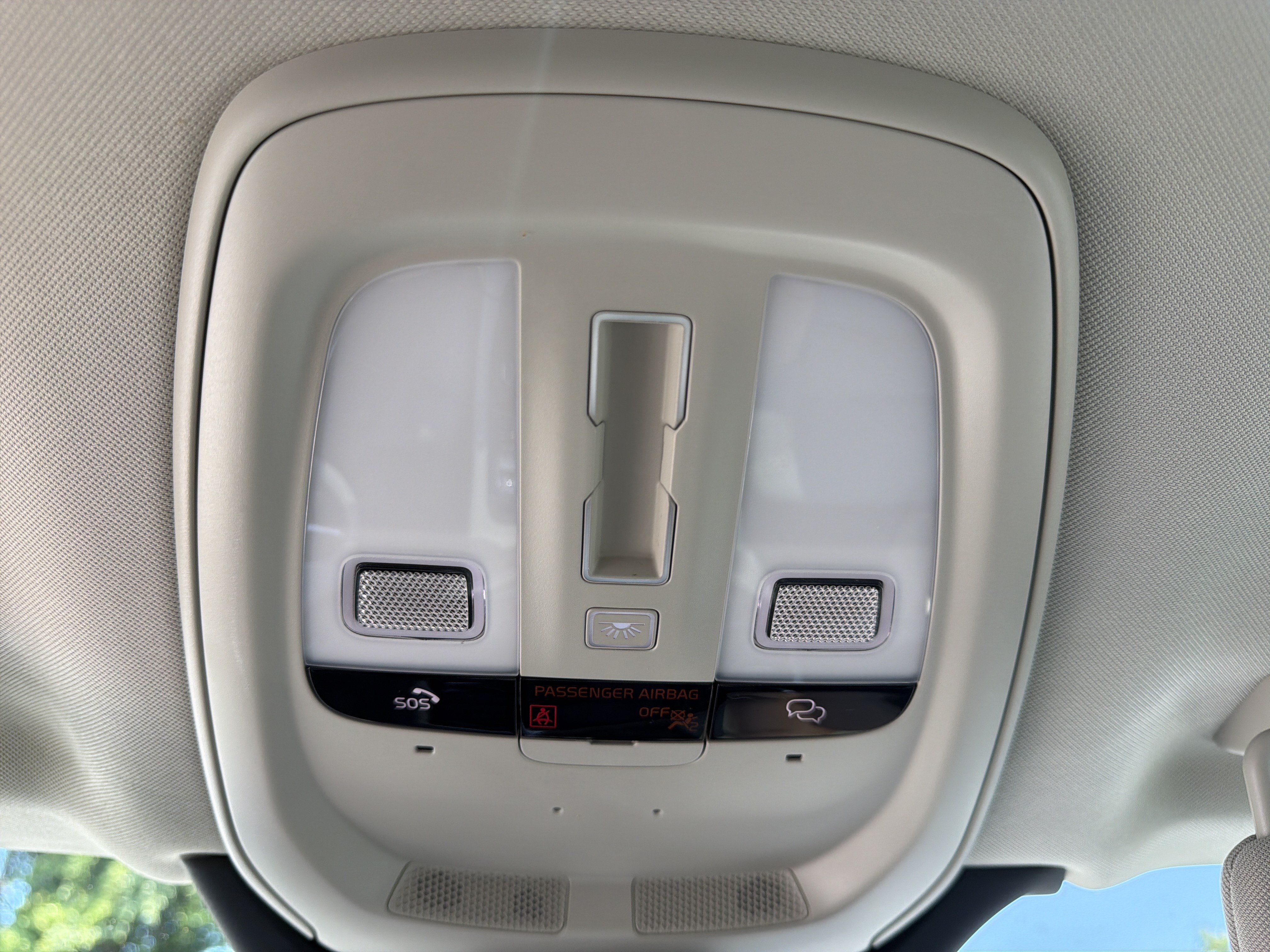 Certified 2024 Volvo XC90 T8 Ultimate w/ Protection Package Premier AWD/4WD image 29