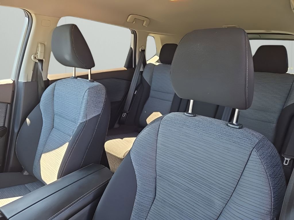 Used 2021 Nissan Rogue SV image 10