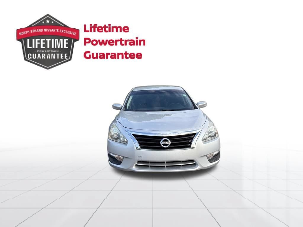 Used 2014 Nissan Altima 2.5 S FWD image 10