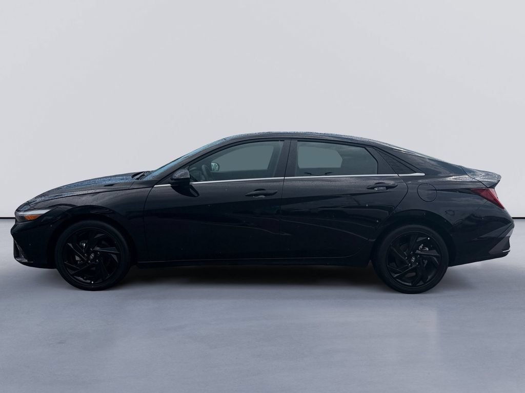 New 2026 Hyundai Elantra SEL Sport Premium w/ Cargo Package FWD image 6
