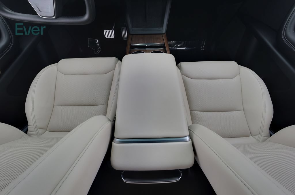 Used 2023 Tesla Model X AWD/4WD image 27