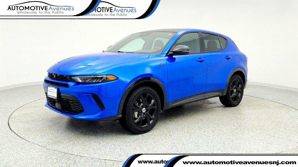 Used 2024 Dodge Hornet R/T Plus w/ R/T Blacktop Package AWD/4WD image 1