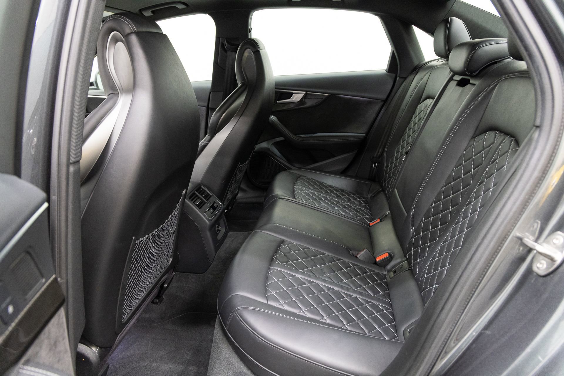 Used 2018 Audi S4 Premium Plus w/ Navigation Package image 8