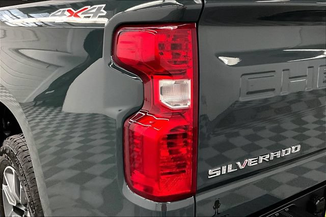 Used 2026 Chevrolet Silverado 1500 LT AWD/4WD image 36