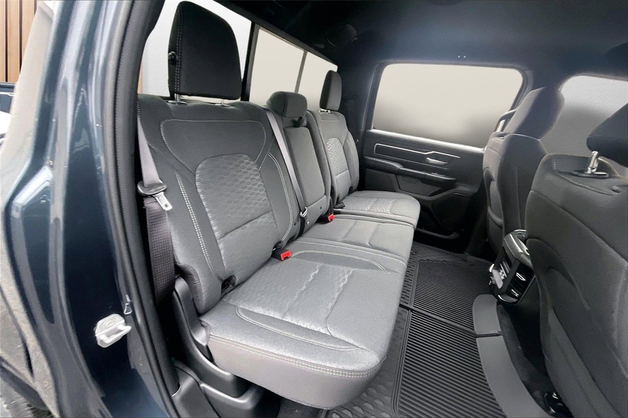 New 2026 RAM 1500 4x4 Crew Cab image 21