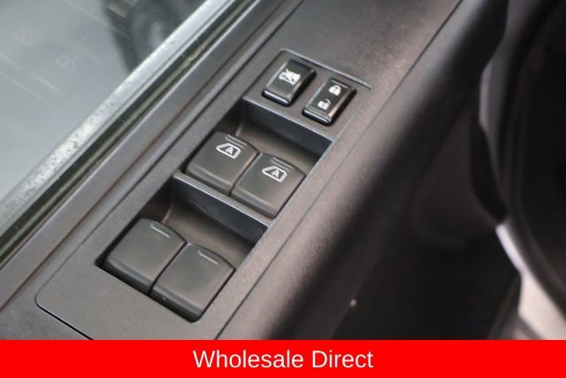 Used 2014 Nissan Titan S image 10